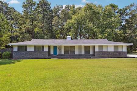 2467 Lenora Church Road Snellville, GA 30078