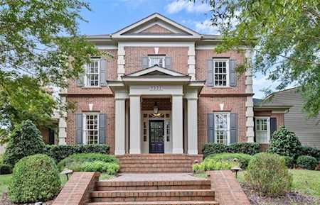 9221 Heydon Hall Circle Charlotte, NC 28210