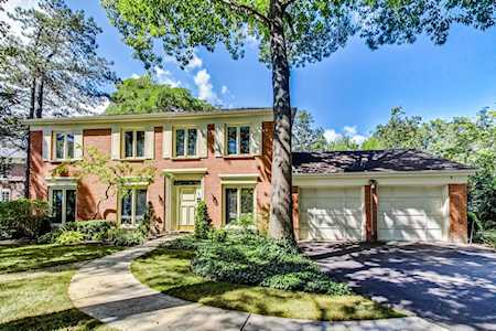790 Tanglewood Ct Deerfield, IL 60015