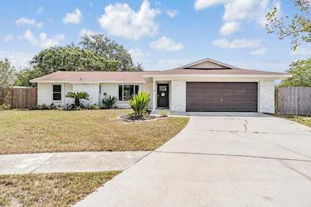 1215 Hawley Ct Valrico, FL 33594