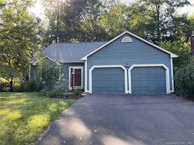 63 Osprey Circle #63 South Windsor, CT 06074