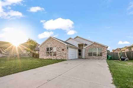 801 W Sunset Boulevard Celina, TX 75009