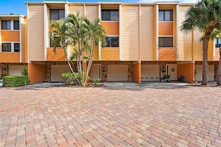 484 Sandy Hook Rd #484 Treasure Island, FL 33706