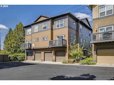 1050 SW 170th AVE #203 Beaverton, OR 97003