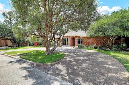 17523 Muirfield Drive Dallas, TX 75287