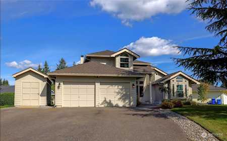 3121 200th Ave E Lake Tapps, WA 98391