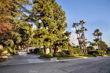 5224 Gould Ave La Canada Flintridge, CA 91011