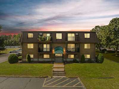 1 Karena Dr #20 Taunton, MA 02780