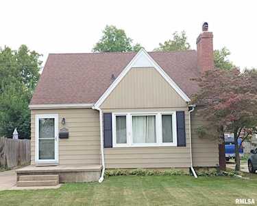 1018 E Tripp Ave Peoria, IL 61603