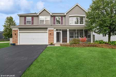 1337 Berkshire Ln Grayslake, IL 60030