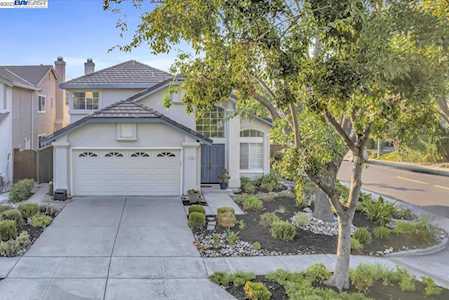 2882 Camino Segura Pleasanton, CA 94566