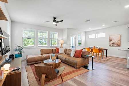 7318 Harmony Shoals BND #182 Austin, TX 78744