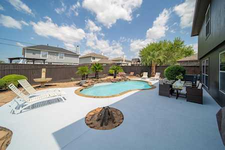 12106 La Salle Oaks Conroe, TX 77304
