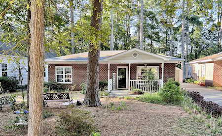 122 E Vernon Avenue Wake Forest, NC 27587