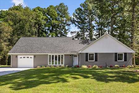 1403 W Carson Cres Portsmouth, VA 23701