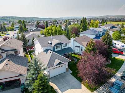 17 West Terrace Crescent Cochrane, AB T4C 1R7