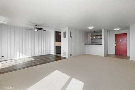 6425 Green Valley Circle #200 Culver City, CA 90230