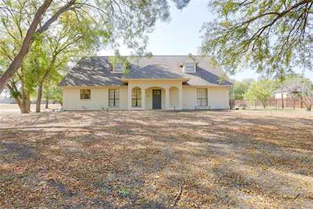 216 Live Oak Drive Hudson Oaks, TX 76087
