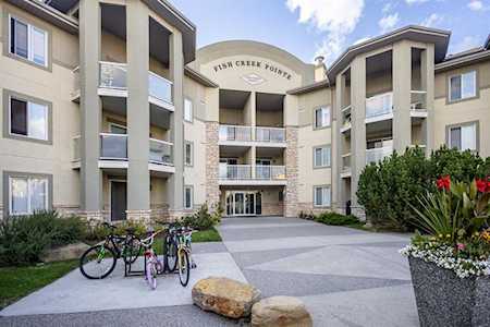 2518 Fish Creek Blvd SW #1212 Calgary, AB T2Y 4T5