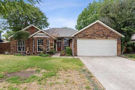 2050 Willowood Drive Grapevine, TX 76051