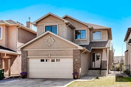 344 Everglade Circle SW Calgary, AB T2Y 4M8