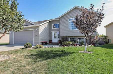 1046 39th St S Moorhead, MN 56560
