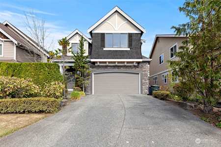 23518 NE 13th Place Sammamish, WA 98074