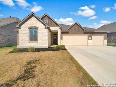 1340 Gruene Glen St New Braunfels, TX 78132