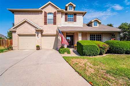 4303 Rebecca Court Grand Prairie, TX 75052
