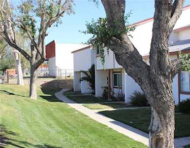 365 Eucalyptus Rialto, CA 92376