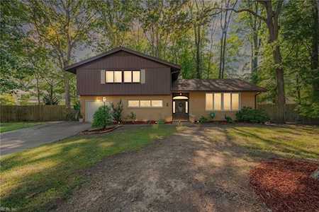 1 Bradford Circle Newport News, VA 23602