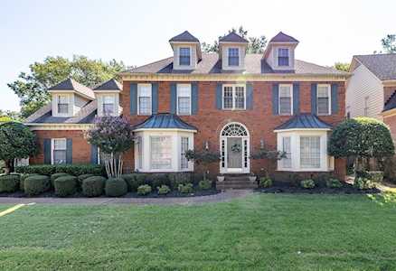110 S S Cotton Ridge Cv Memphis, TN 38018