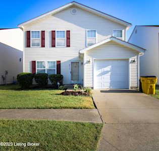 6413 Cottagemeadow Dr Louisville, KY 40218