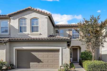 1704 Carissa Way Carlsbad, CA 92011