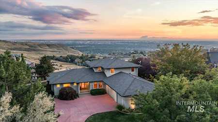 2899 E Table Rock Road Boise, ID 83712
