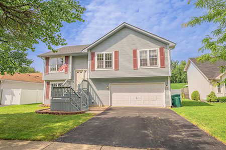 3912 Brenton Dr Joliet, IL 60431