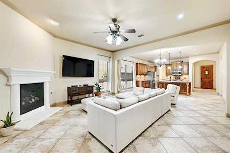 317 Jack Ryan LN Austin, TX 78748