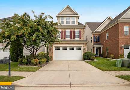 5962 Manorview Way Alexandria, VA 22315