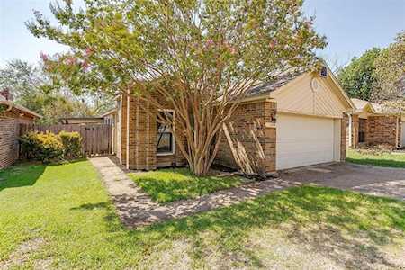 10711 Tall Oak Drive Fort Worth, TX 76108