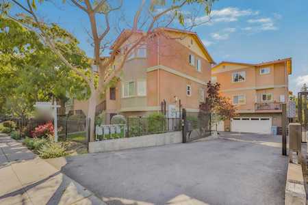 323 6th Ave Menlo Park, CA 94025