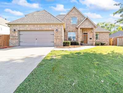 202 W Camelot Rogers, AR 72756