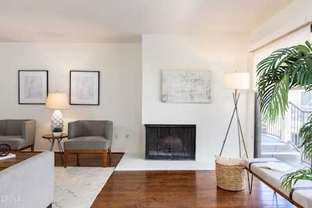 1942 Grace Ave #225 Hollywood, CA 90068