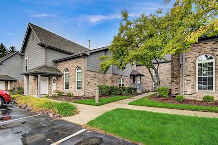 39 Foxcroft Rd #235 Naperville, IL 60565