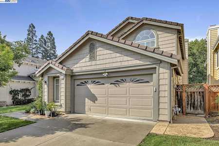 2310 Meadowlark Drive Pleasanton, CA 94566