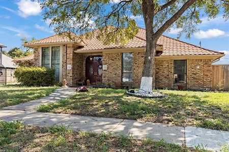 4005 Big Bear Lake Drive Arlington, TX 76016