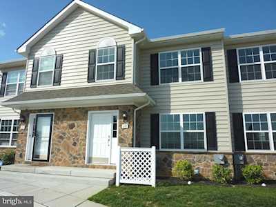 68 Cotswood Ct Smyrna, DE 19977