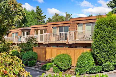 500 Kirkland Ave #B3 Kirkland, WA 98033