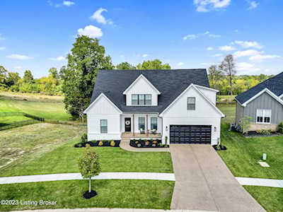 17619 Shakes Creek Dr Fisherville, KY 40023