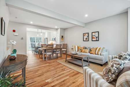 11 Juniper Ln Portsmouth, NH 03801