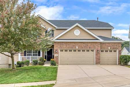 354 Lauren Landing Ballwin, MO 63021